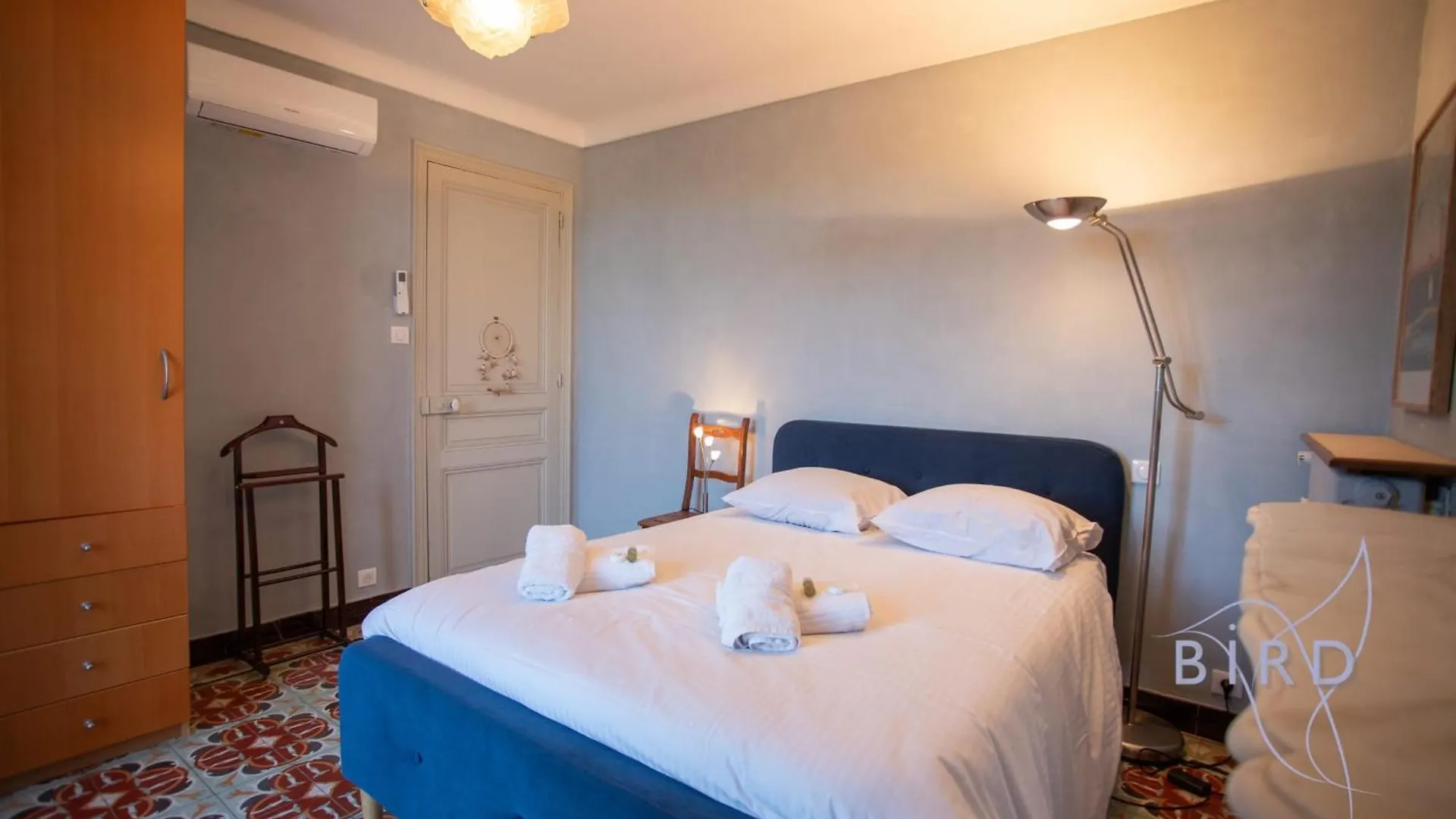 Charming Provencal Family Home La Tour